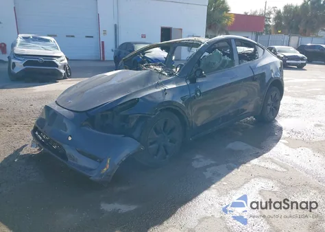 2025 Tesla Model Y Long Range Dual Motor Rear-Wheel Drive из США, поврежденный, VIN 7SAYGDED2SF262756